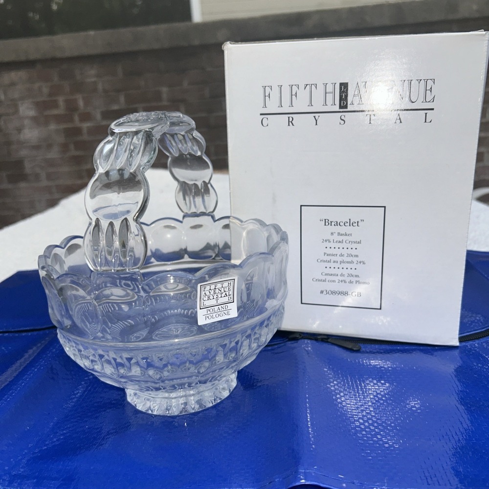 Fifth Avenue Crystal Bracelet 8‎ Inch Basket 24% Lead Crystal Poland 308988-GB